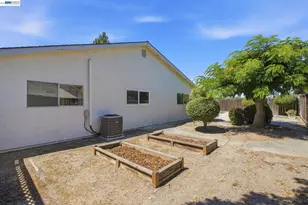 470 Yosemite Dr, Livermore, CA 94551 - Photo 4