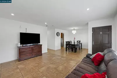 400 Ladera Dr, Vallejo, CA 94591 - Photo 6