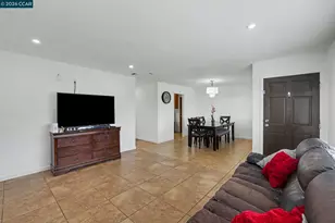 400 Ladera Dr, Vallejo, CA 94591 - Photo 6