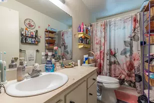 5252 & 5250 Norma Way, Livermore, CA 94550 - Photo 32