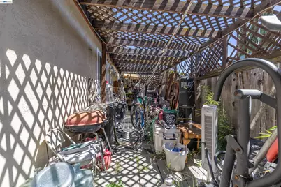 5252 & 5250 Norma Way, Livermore, CA 94550 - Photo 38