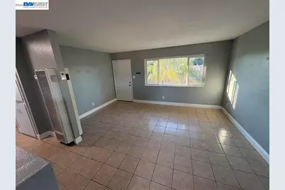 1050 Grand Ave., Sacramento, CA 95838 - Photo 2