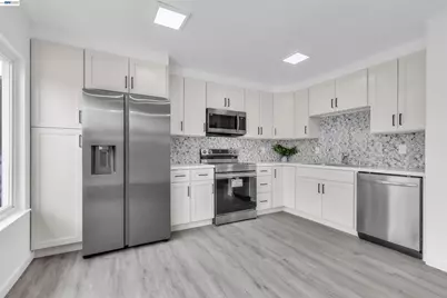 883 Inverness Ct, Fairfield, CA 94533 - Photo 1
