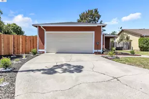 883 Inverness Ct, Fairfield, CA 94533 - Photo 2