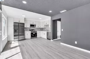 883 Inverness Ct, Fairfield, CA 94533 - Photo 8