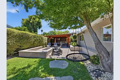 65 Belinda Dr, Pleasant Hill, CA 94523 - Photo 18