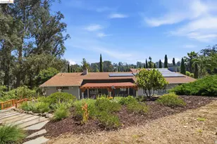 11133 Golf Links Rd, Oakland, CA 94605 - Photo 48