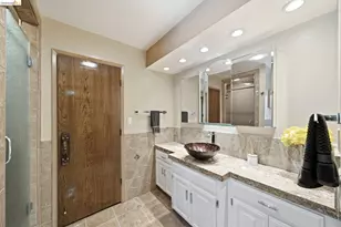 11133 Golf Links Rd, Oakland, CA 94605 - Photo 34
