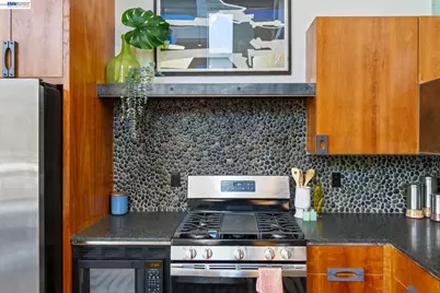 755 Folger Ave, Berkeley, CA 94710 - Photo 20