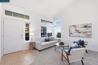104 Sunpeak Dr, Pittsburg, CA 94565 - Photo 6