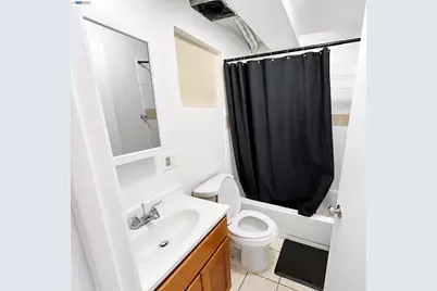 2051 23rd Ave, Oakland, CA 94606 - Photo 32