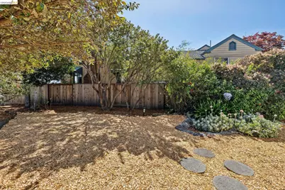 5439 Barrett Ave, El Cerrito, CA 94530 - Photo 54