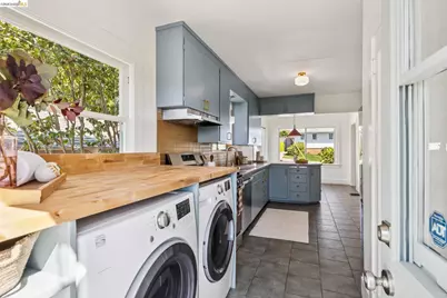 5439 Barrett Ave, El Cerrito, CA 94530 - Photo 26