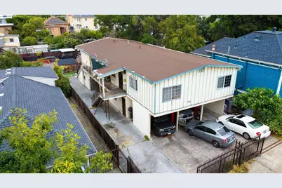 1124 20th St, Oakland, CA 94606 - Photo 1