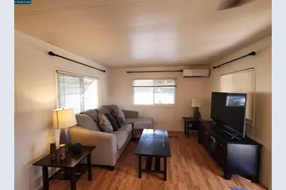 42 The Trees Dr, Concord, CA 94518 - Photo 2