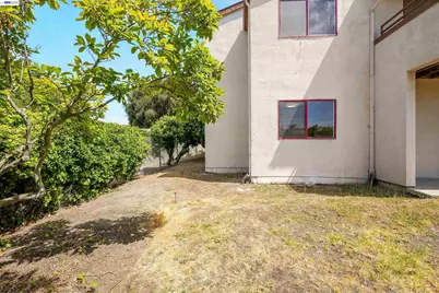 27949 Thornton Ct #1B, Hayward, CA 94544 - Photo 34