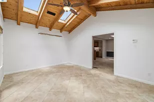 739 Bellarmine Dr, Salinas, CA 93901 - Photo 22