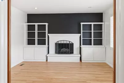 739 Bellarmine Dr, Salinas, CA 93901 - Photo 10