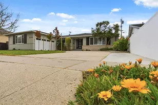 739 Bellarmine Dr, Salinas, CA 93901 - Photo 62