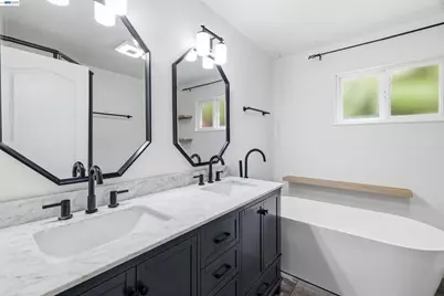 739 Bellarmine Dr, Salinas, CA 93901 - Photo 44