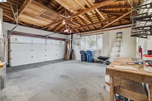 739 Bellarmine Dr, Salinas, CA 93901 - Photo 58