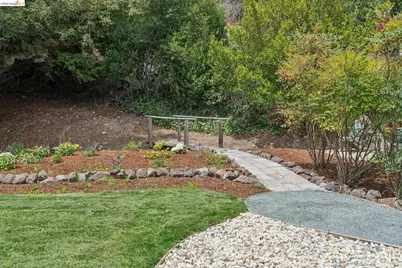 650 Marlesta Rd, Pinole, CA 94564 - Photo 58