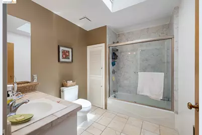 2915 Benvenue Ave #C, Berkeley, CA 94705 - Photo 42