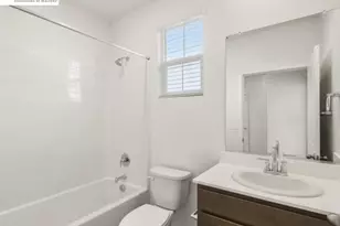 323 Viceroy Wy, Brentwood, CA 94513 - Photo 14