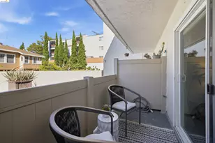 288 Whitmore St, Oakland, CA 94611 - Photo 22