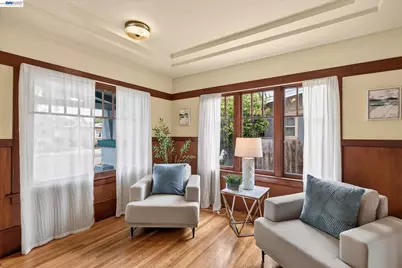 1639 Broadway, Alameda, CA 94501 - Photo 8