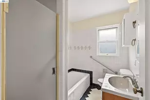 1075 Durant Ave, San Leandro, CA 94577 - Photo 24