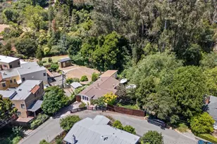 2521 Pleasant St, Oakland, CA 94602 - Photo 52