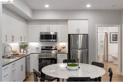 260 Brooklyn Basin Way #556, Oakland, CA 94606 - Photo 8
