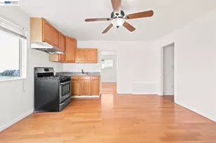 17005 Santa Fe St, Ashland, CA 94541 - Photo 26