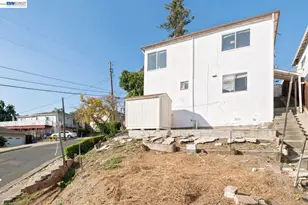 17005 Santa Fe St, Ashland, CA 94541 - Photo 38