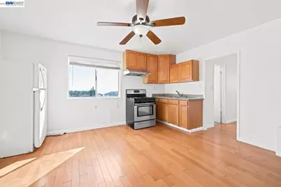 17005 Santa Fe St, Ashland, CA 94541 - Photo 28