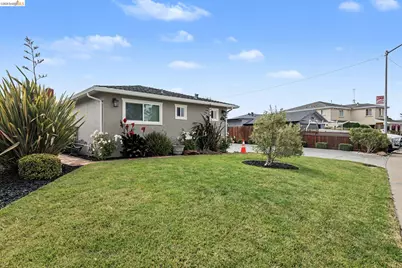 3054 Glynis Dr, Richmond, CA 94806 - Photo 2