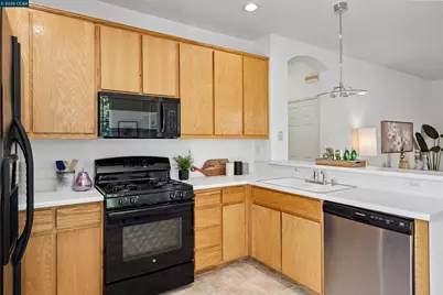 1641 Regent Dr, Brentwood, CA 94513 - Photo 12