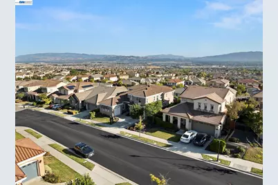2436 Brandini Dr, Dublin, CA 94568 - Photo 6