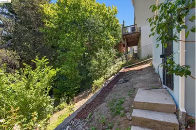 6138 Oakdale Ave, Oakland, CA 94605 - Photo 34