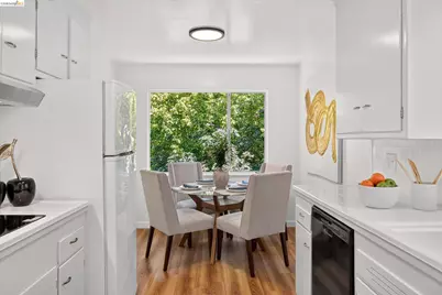 6138 Oakdale Ave, Oakland, CA 94605 - Photo 14