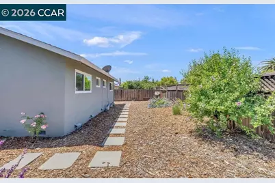 3573 Falcon Drive, Concord, CA 94520 - Photo 26