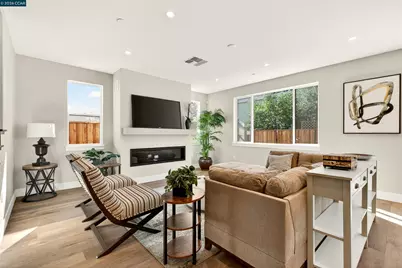 2201 Vandeleur Drive, Napa, CA 94558 - Photo 12