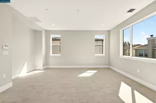2201 Vandeleur Dr, Napa, CA 94558 - Photo 22