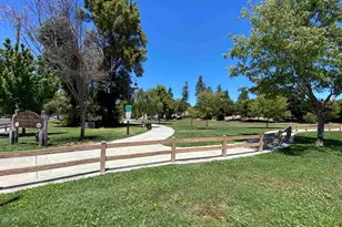 209 Hidden Creek Ct, Martinez, CA 94553 - Photo 12