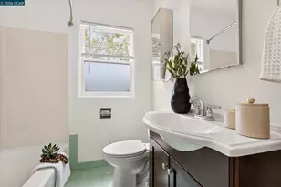 140 Highland Ave, Piedmont, CA 94611 - Photo 16