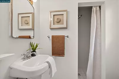 140 Highland Ave, Piedmont, CA 94611 - Photo 22