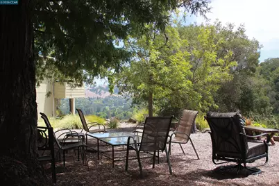 2100 Skycrest Drive #10, Walnut Creek, CA 94595 - Photo 36