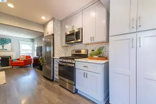 16004 Wellington Way, Castro Valley, CA 94578 - Photo 8