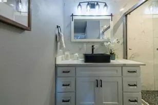 16004 Wellington Way, Castro Valley, CA 94578 - Photo 24